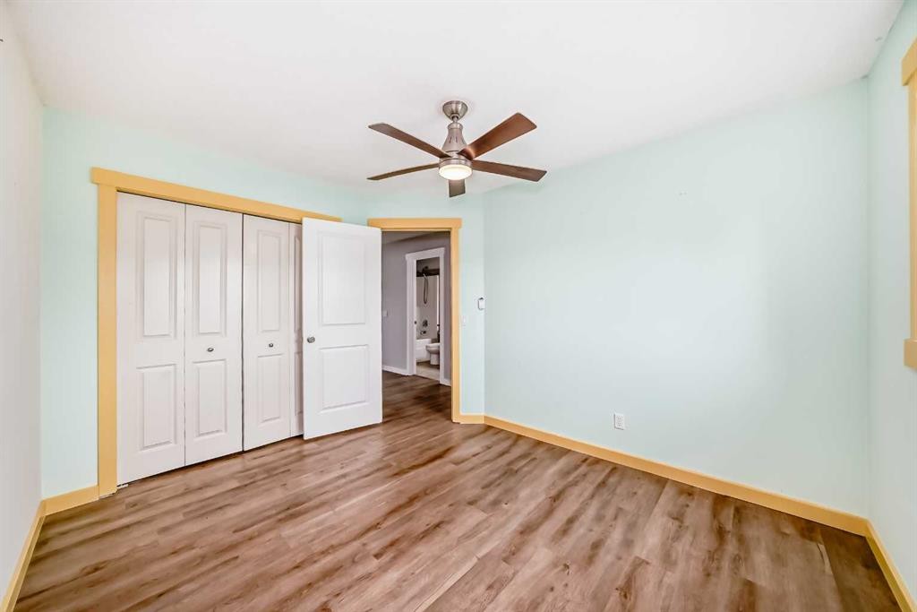 32 Copperleaf Way Se, Calgary, AB - Indoor Photo Showing Other Room