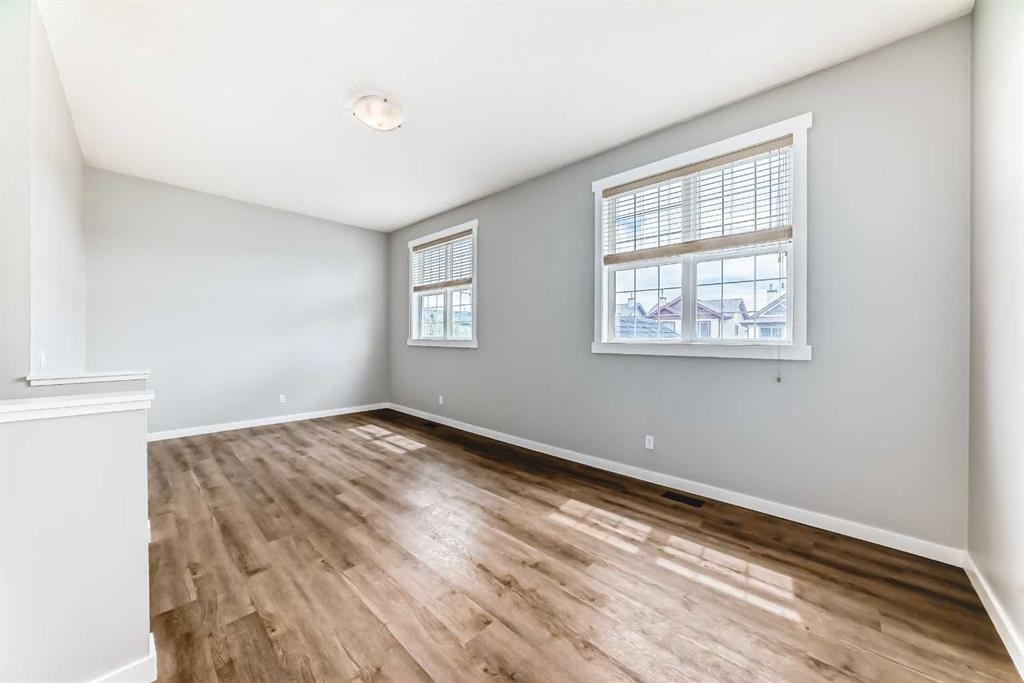 32 Copperleaf Way Se, Calgary, AB - Indoor Photo Showing Other Room