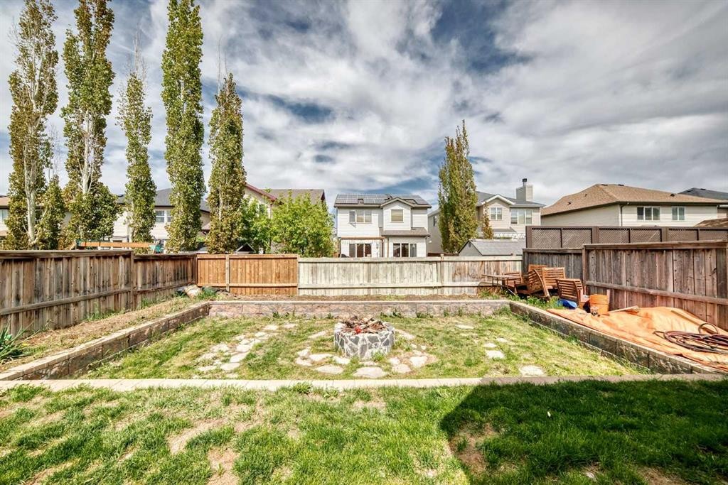 32 Copperleaf Way Se, Calgary, AB - Outdoor