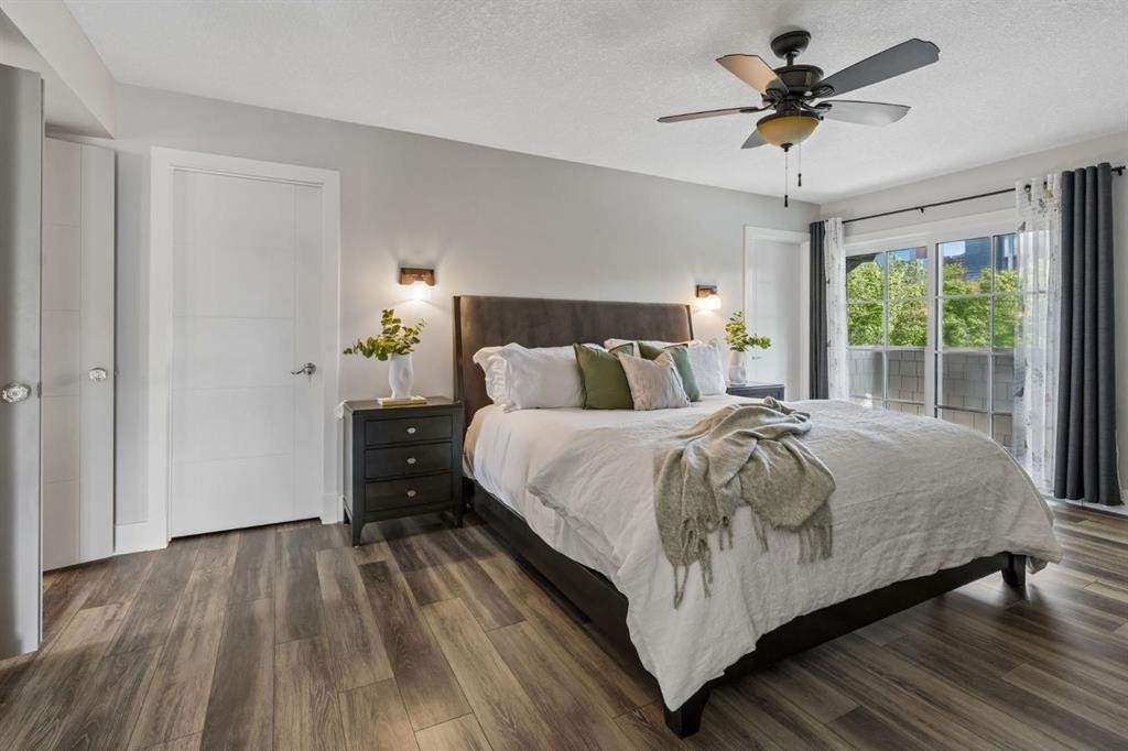 512 Memorial Drive Nw, Calgary, AB - Indoor Photo Showing Bedroom