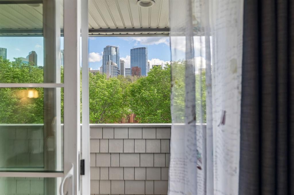 512 Memorial Drive Nw, Calgary, AB -