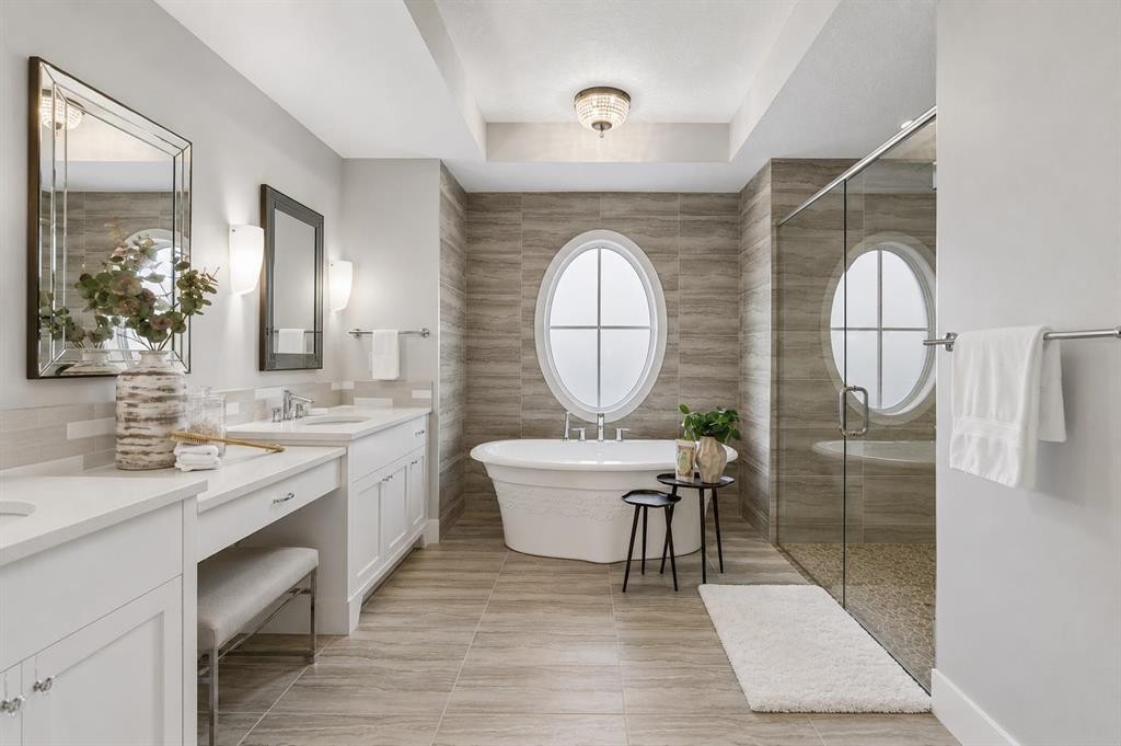 512 Memorial Drive Nw, Calgary, AB - Indoor Photo Showing Bathroom