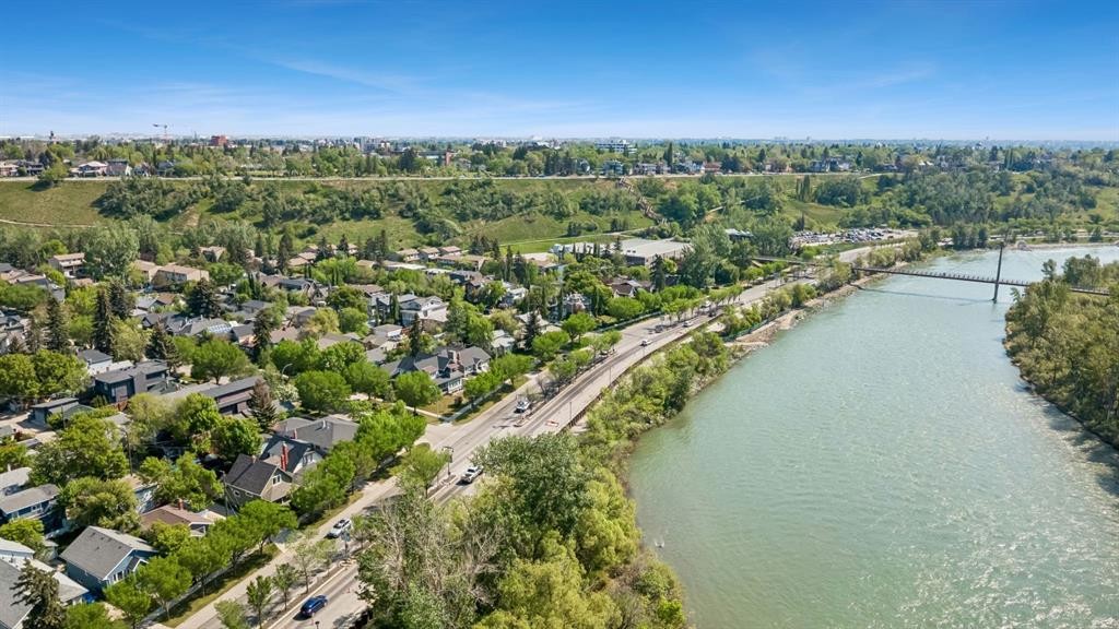 512 Memorial Drive Nw, Calgary, AB - Outdoor With View