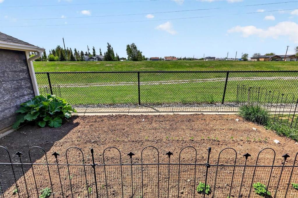 236 Aspenmere Circle, Chestermere, AB - Outdoor