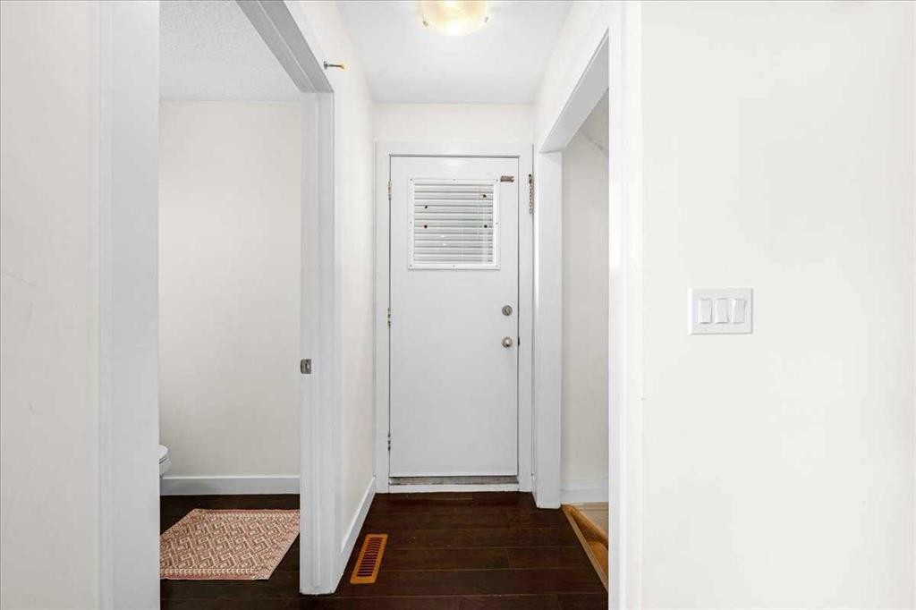 61 Falmere Way Ne, Calgary, AB - Indoor Photo Showing Other Room