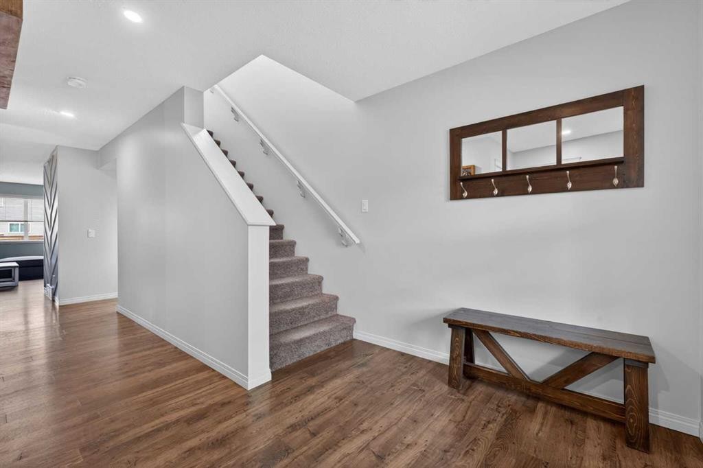 183 Copperpond Street Se, Calgary, AB - Indoor Photo Showing Other Room