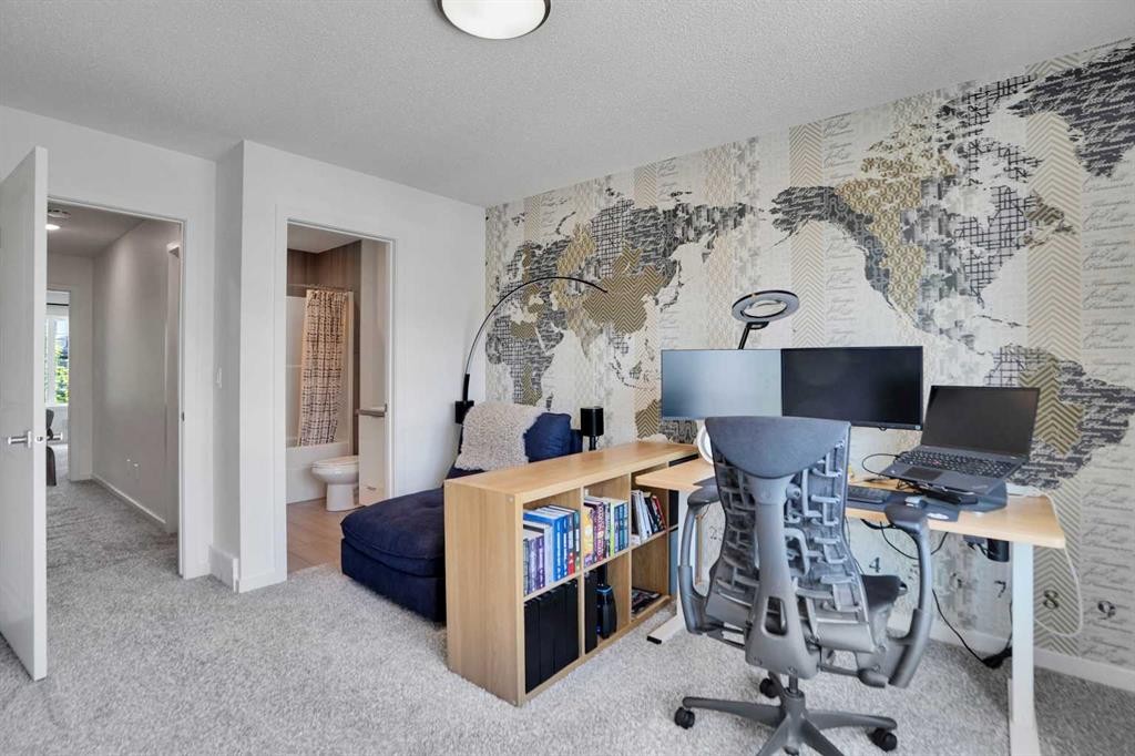 281 Walden Drive Se, Calgary, AB - Indoor Photo Showing Office