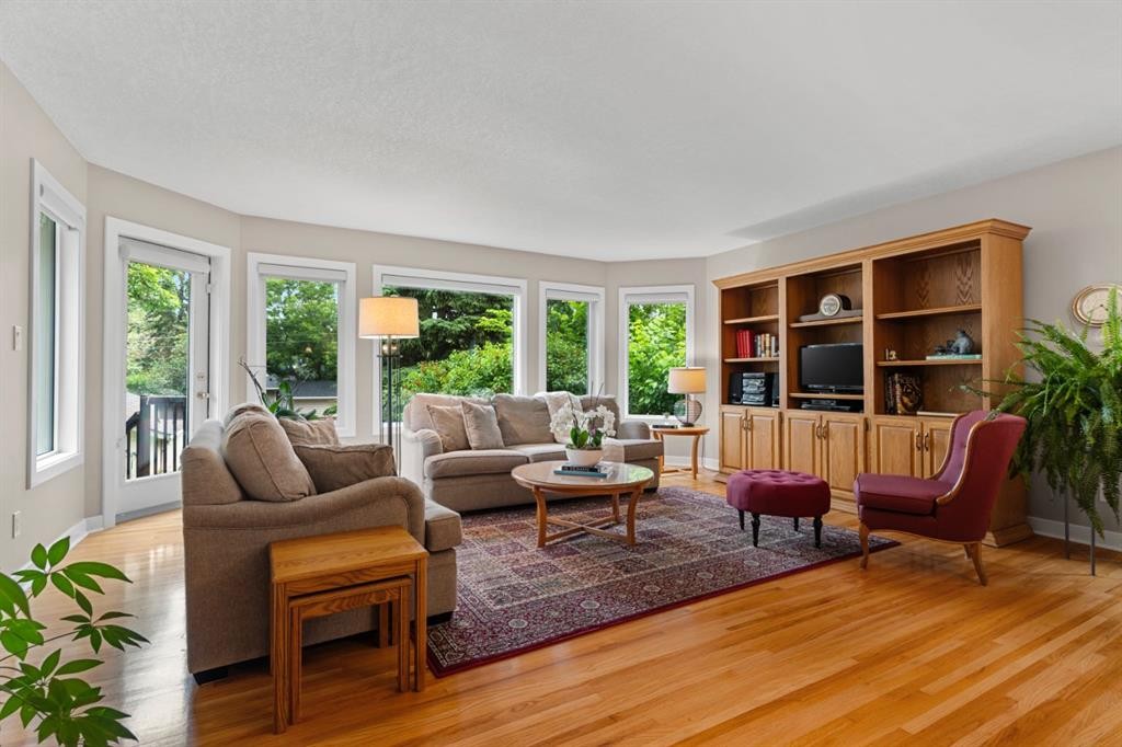 1334 Hamilton Street Nw, Calgary, AB