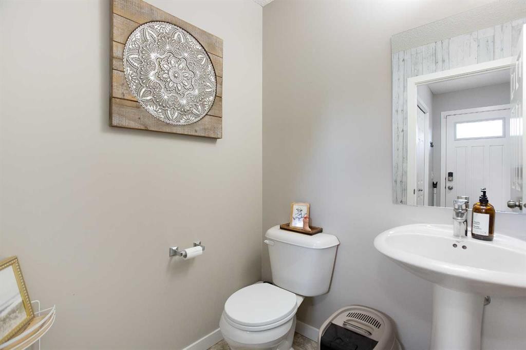 79 Sunset Road, Cochrane, AB