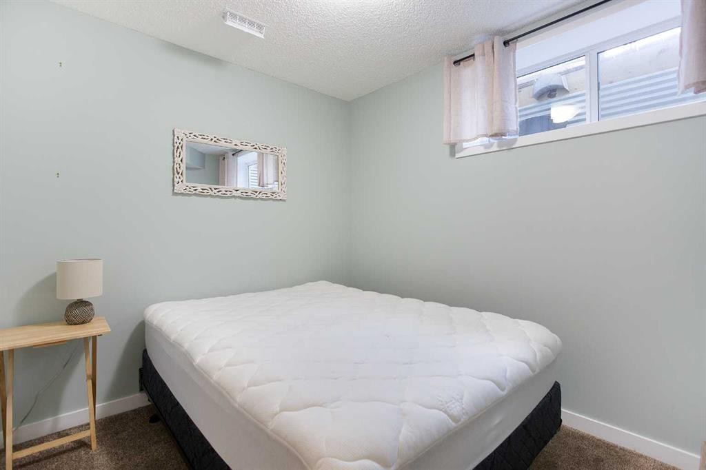 79 Sunset Road, Cochrane, AB
