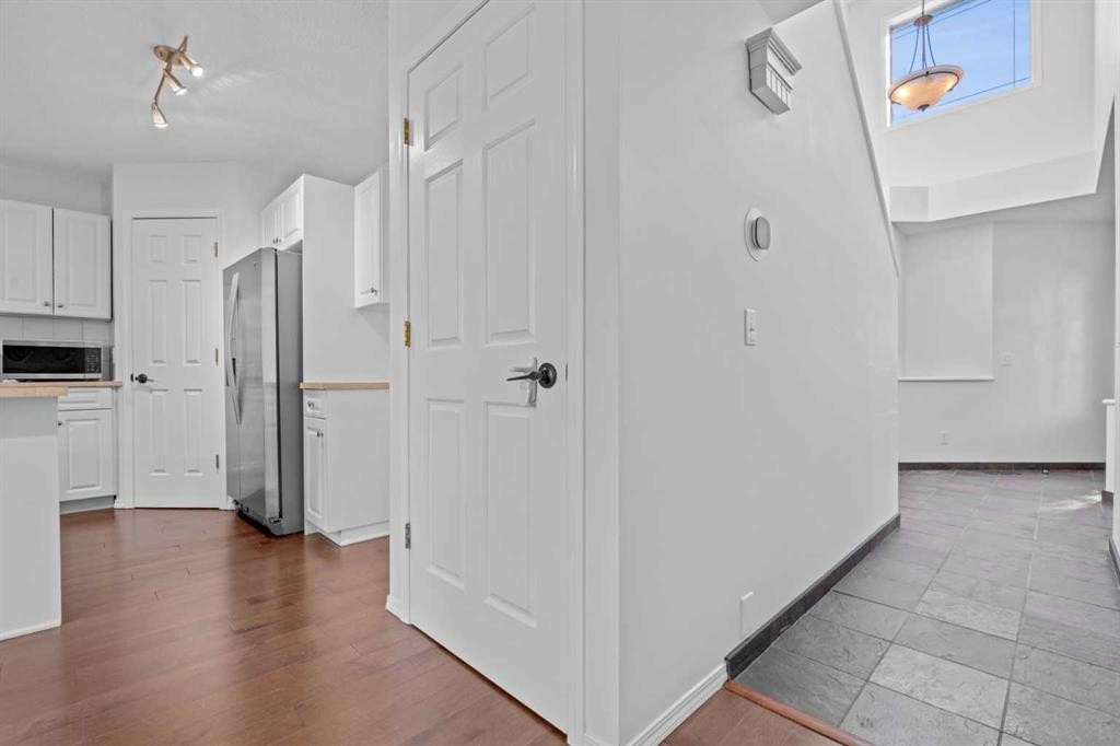 249 Mt Douglas Circle Se, Calgary, AB