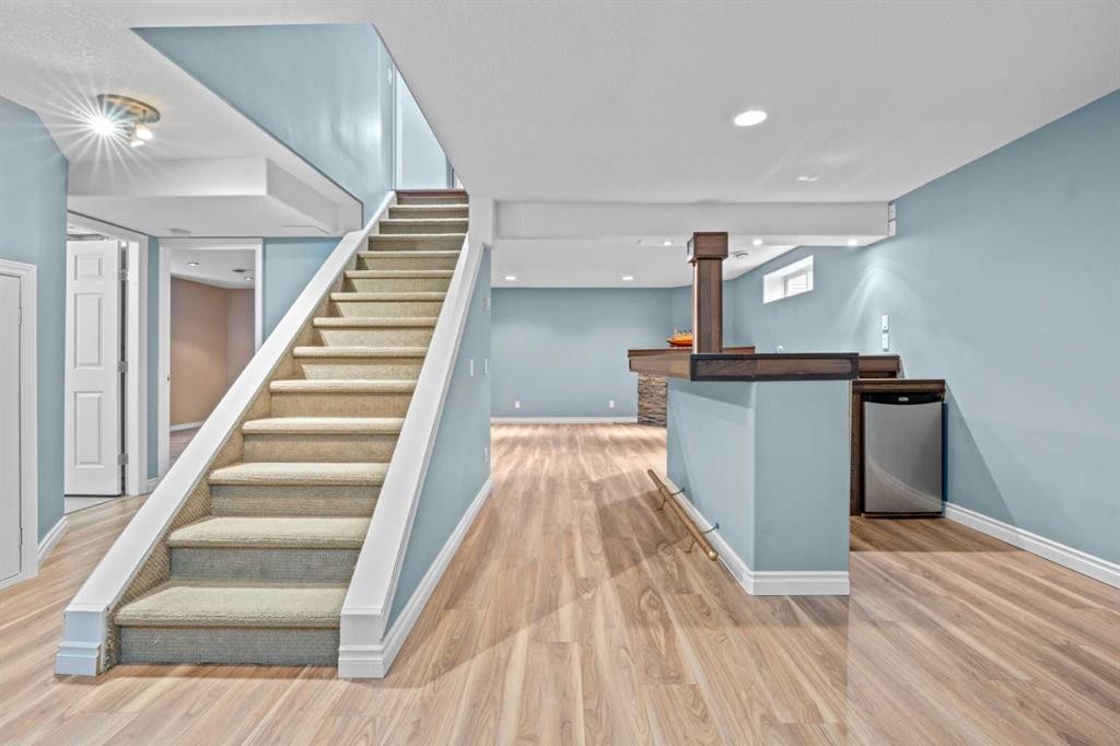 249 Mt Douglas Circle Se, Calgary, AB