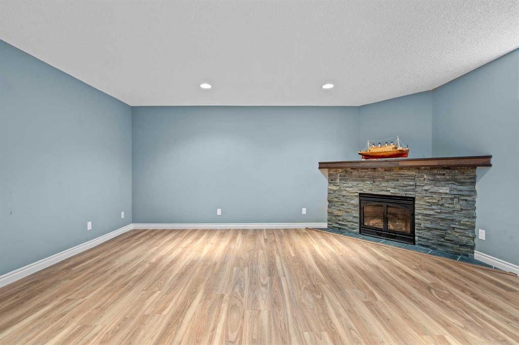 249 Mt Douglas Circle Se, Calgary, AB