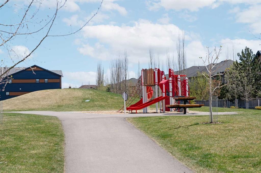 309-8375 Broadcast Avenue Sw, Calgary, AB - Outdoor