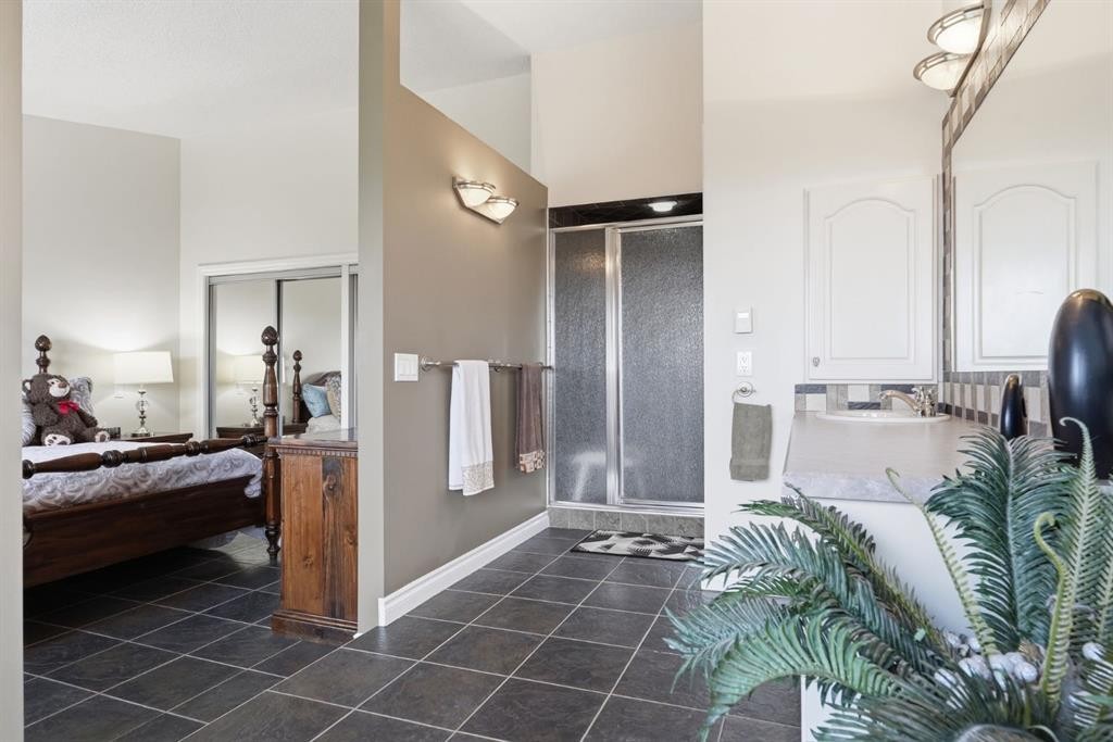 5807 Coach Hill Road Sw, Calgary, AB - Indoor