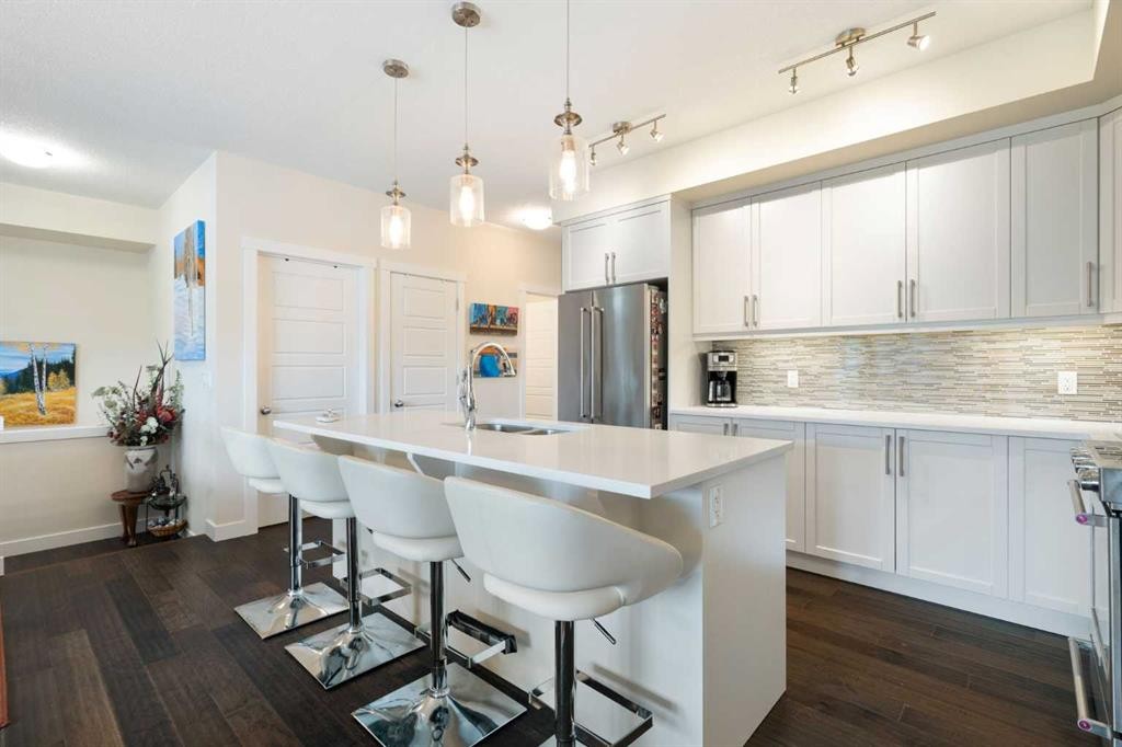 64 Cranbrook Drive Se, Calgary, AB