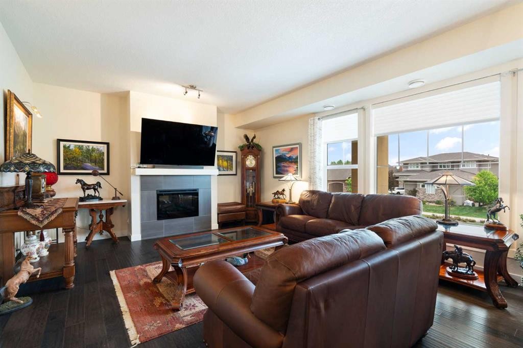 64 Cranbrook Drive Se, Calgary, AB