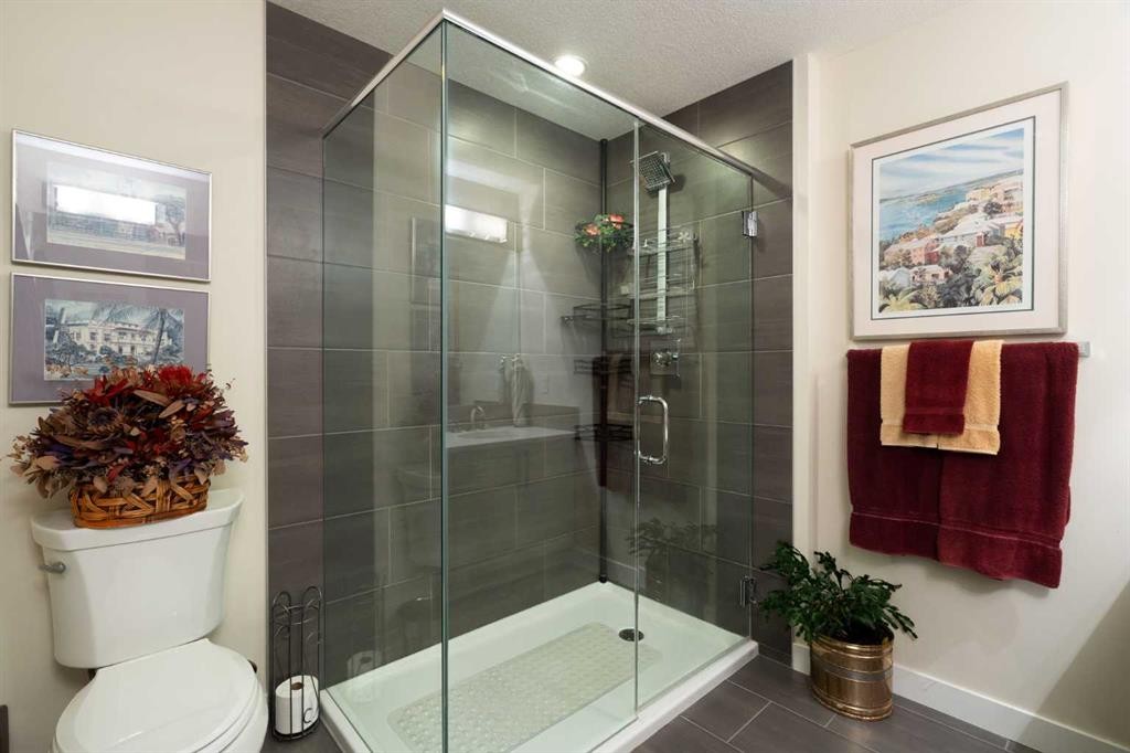 64 Cranbrook Drive Se, Calgary, AB