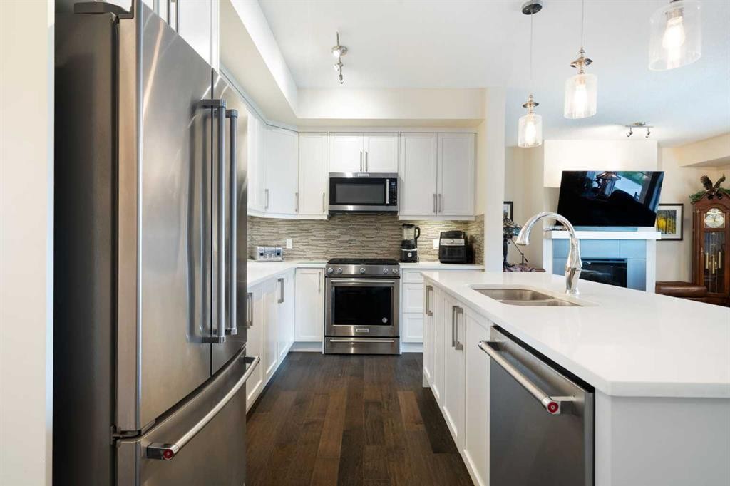 64 Cranbrook Drive Se, Calgary, AB