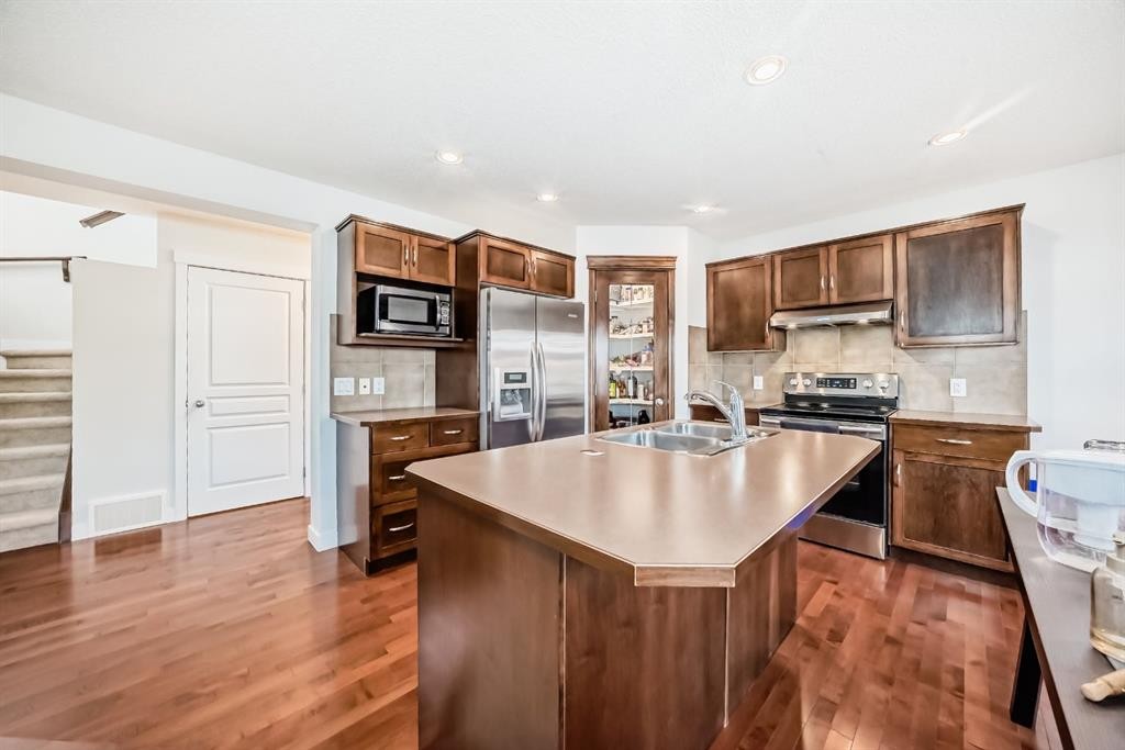 799 Tuscany Drive Nw, Calgary, AB