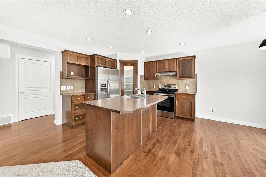 799 Tuscany Drive Nw, Calgary, AB