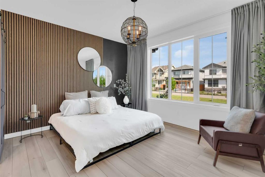 47 Walgrove Park Se, Calgary, AB - Indoor Photo Showing Bedroom