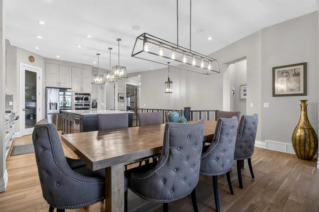 233 Spring Water Close, Heritage Pointe, AB - Indoor Photo Showing Dining Room