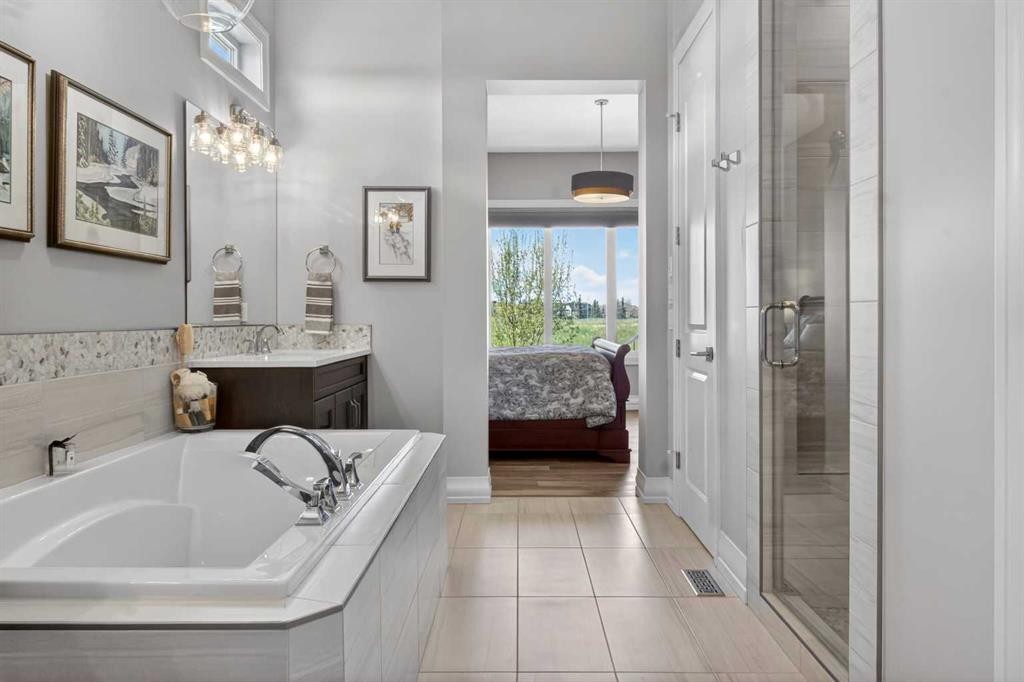 233 Spring Water Close, Heritage Pointe, AB - Indoor Photo Showing Bathroom