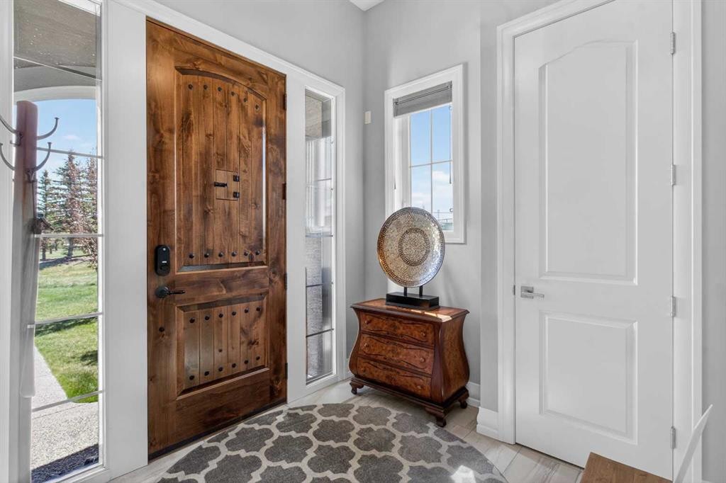 233 Spring Water Close, Heritage Pointe, AB - Indoor Photo Showing Other Room
