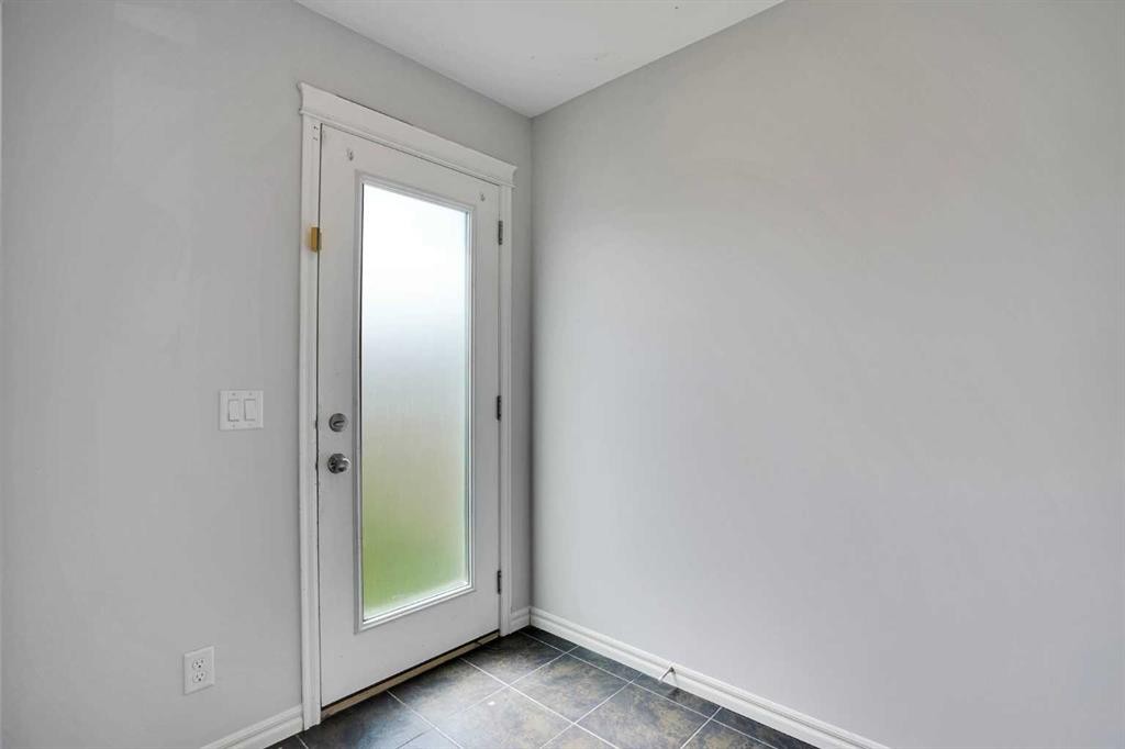 173 Skyview Springs Crescent Ne, Calgary, AB - Indoor Photo Showing Other Room