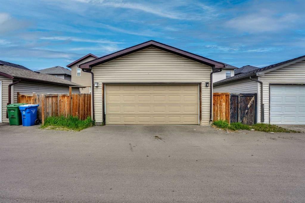 173 Skyview Springs Crescent Ne, Calgary, AB - Outdoor