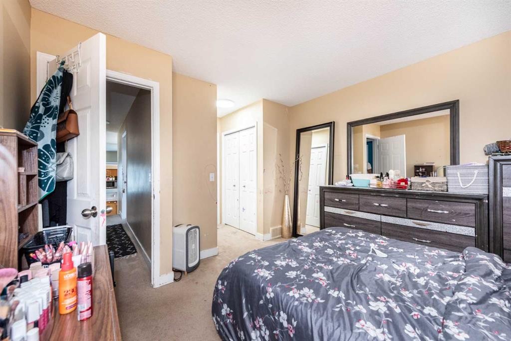 45 Martin Crossing Crescent Ne, Calgary, AB - Indoor Photo Showing Bedroom