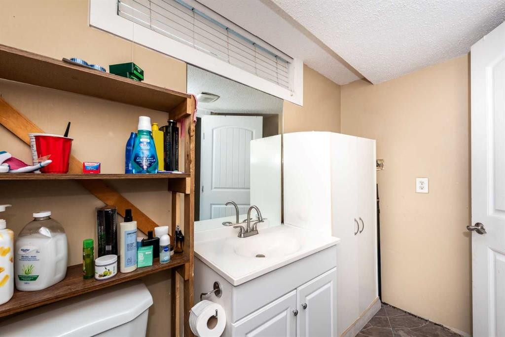 45 Martin Crossing Crescent Ne, Calgary, AB - Indoor
