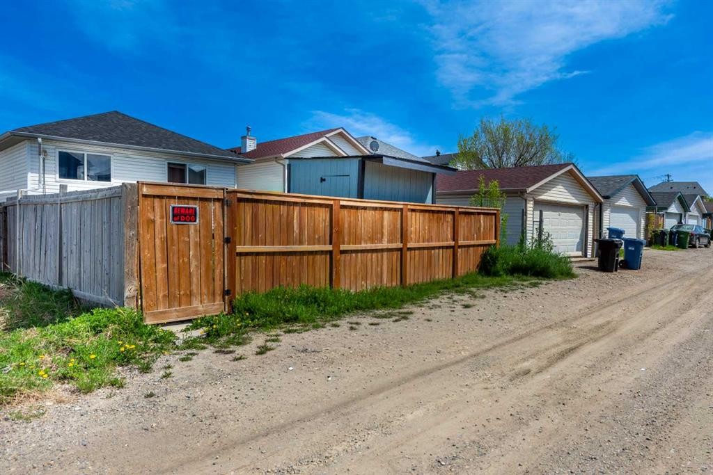 45 Martin Crossing Crescent Ne, Calgary, AB - Outdoor