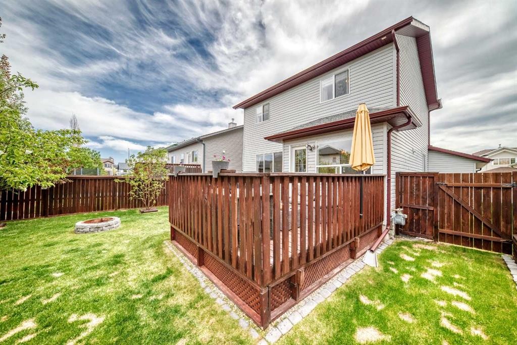 208 Stonegate Crescent Nw, Airdrie, AB - Outdoor