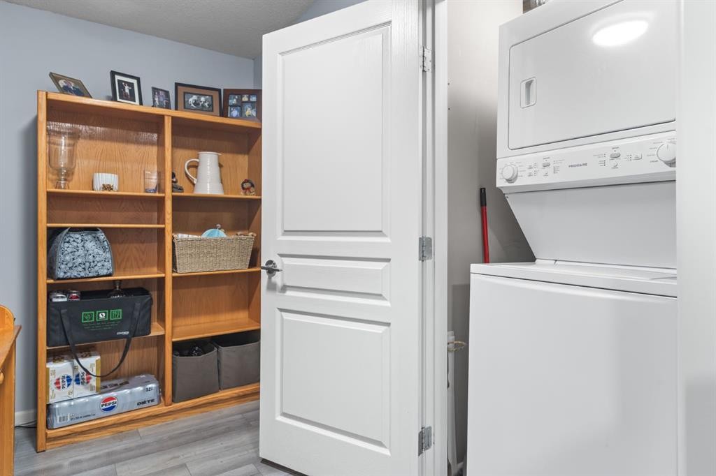 206-30 Cranfield Link Se, Calgary, AB - Indoor Photo Showing Laundry Room
