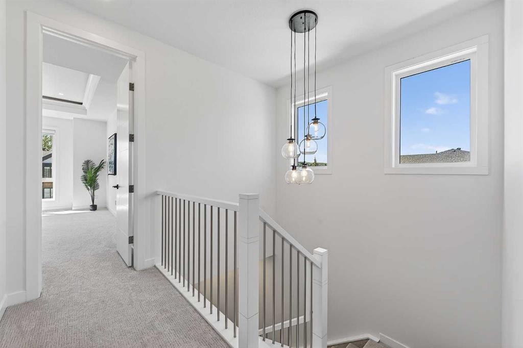8124 47 Avenue Nw, Calgary, AB