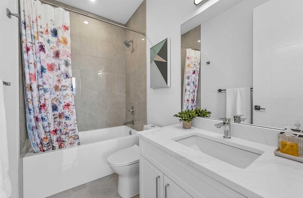 8124 47 Avenue Nw, Calgary, AB