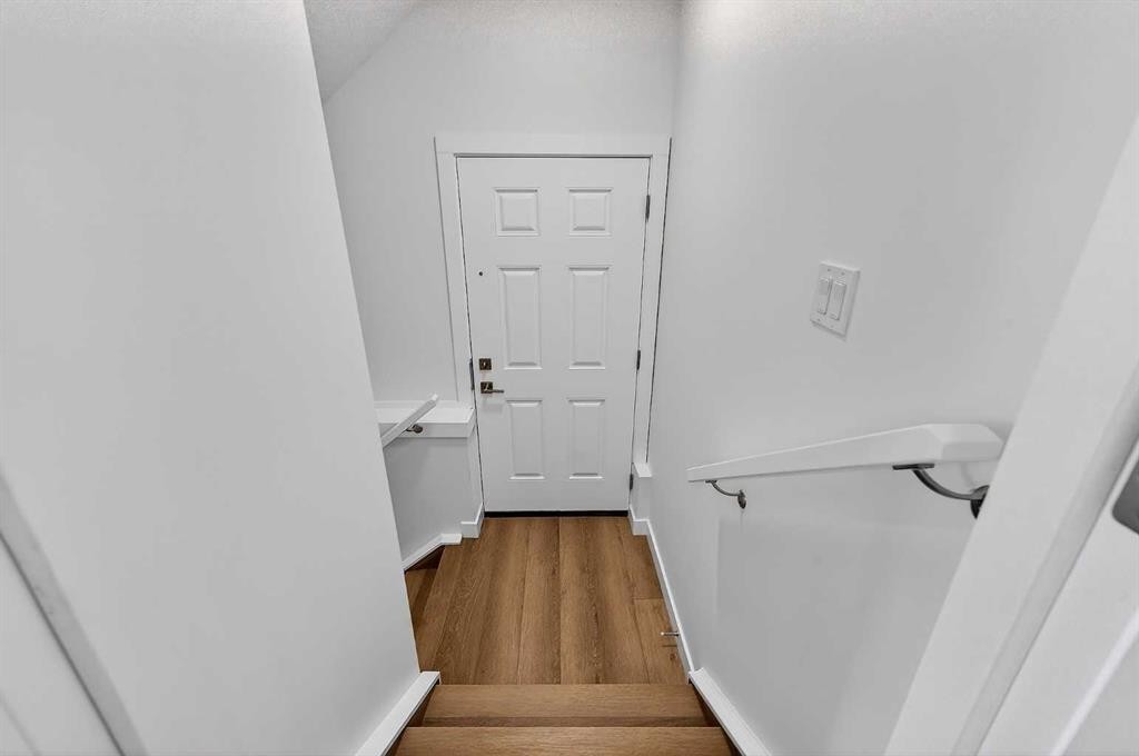 8124 47 Avenue Nw, Calgary, AB