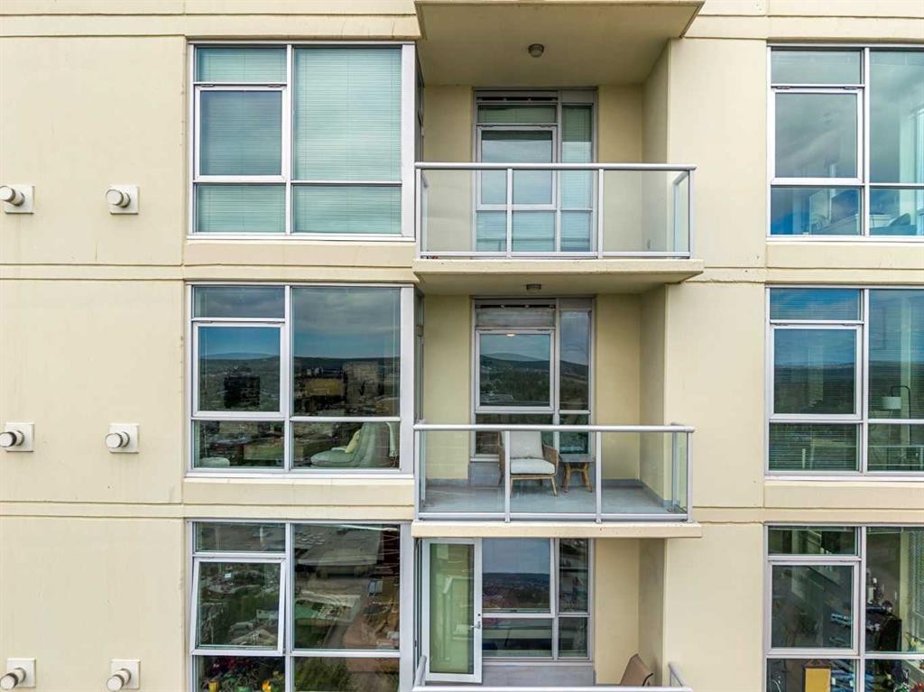 1808-55 Spruce Place Sw, Calgary, AB - Outdoor