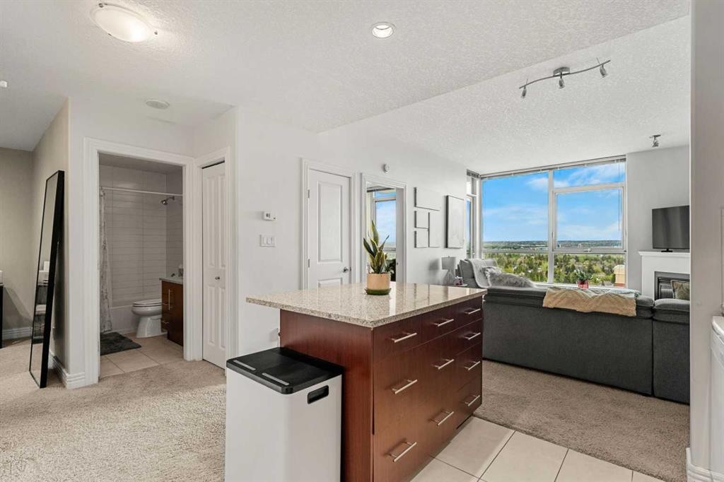 1808-55 Spruce Place Sw, Calgary, AB - Indoor