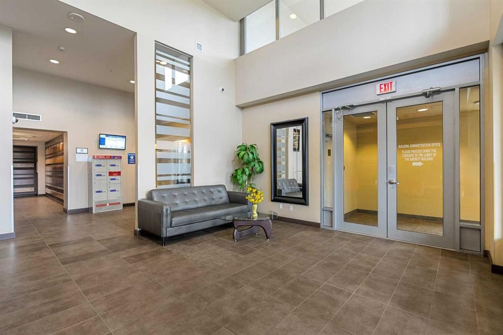 1808-55 Spruce Place Sw, Calgary, AB - Indoor Photo Showing Other Room