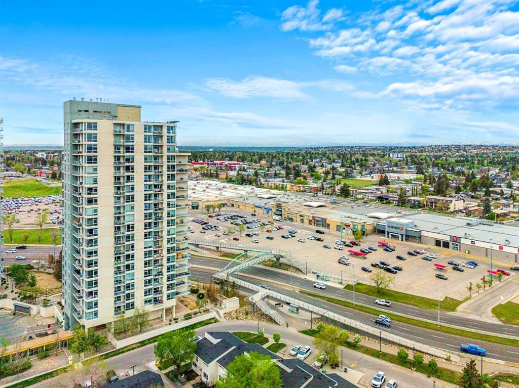 1808-55 Spruce Place Sw, Calgary, AB - Outdoor With View