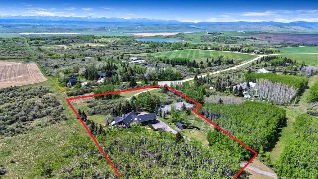 251018 Tower Ridge Estates, Rural Rocky View County, AB - Outdoor With View