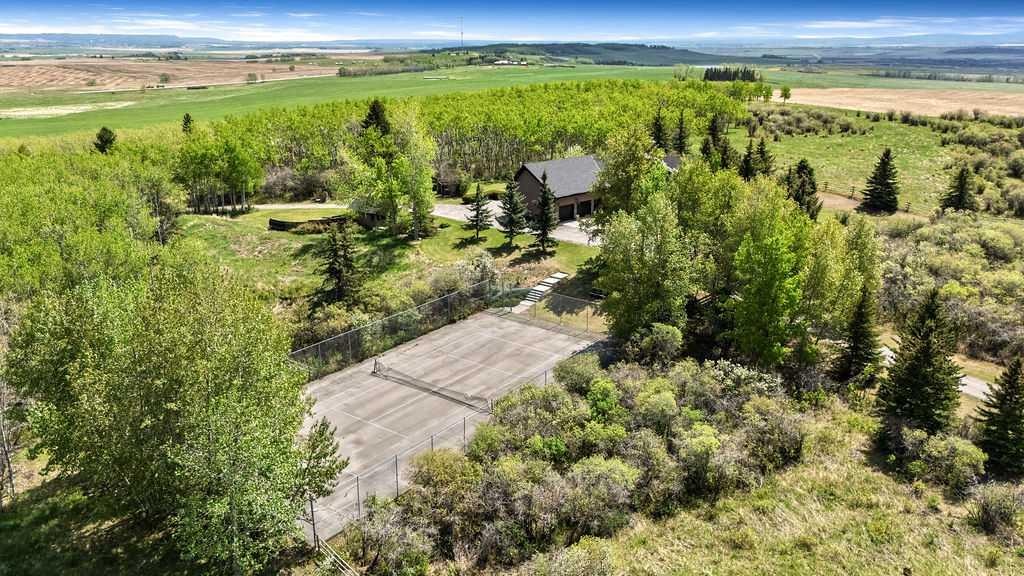 251018 Tower Ridge Estates, Rural Rocky View County, AB - Outdoor With View