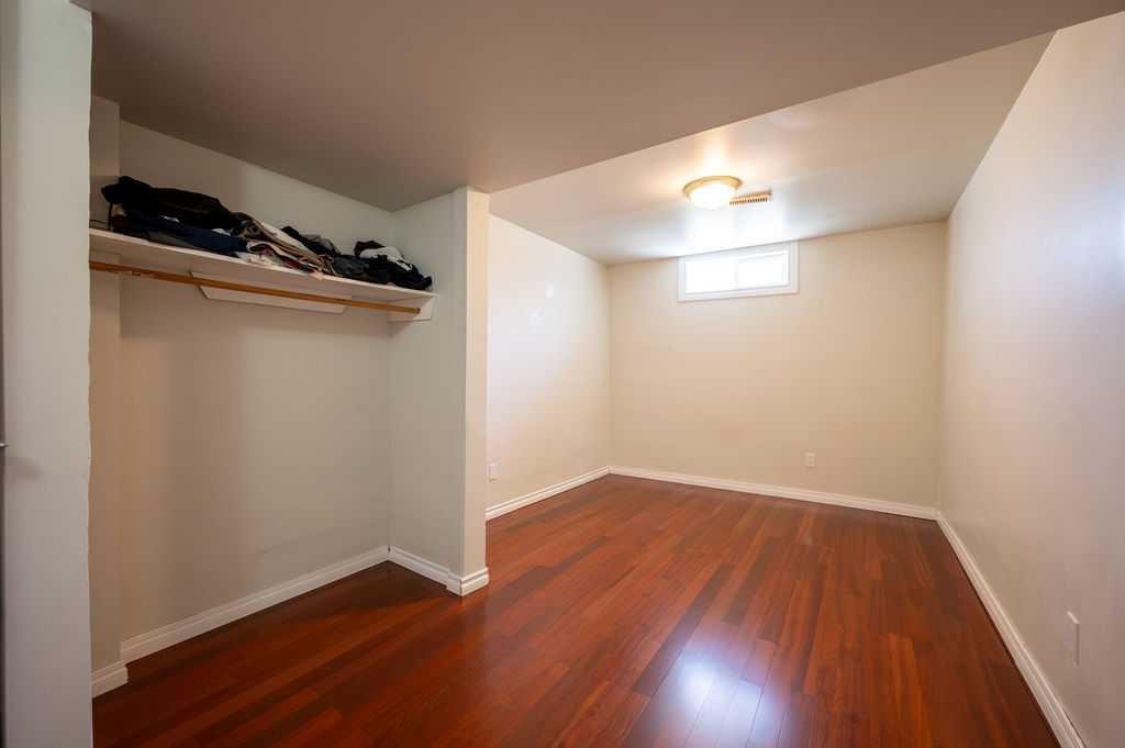 139 Maitland Road Ne, Calgary, AB - Indoor Photo Showing Other Room
