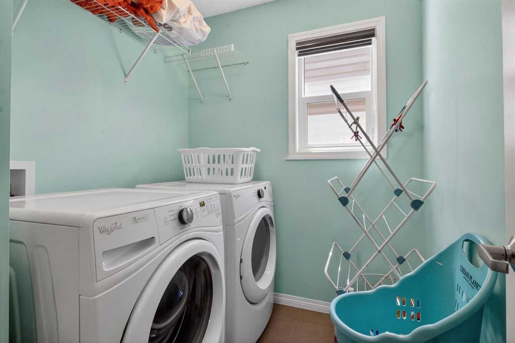 45 Cityscape View Ne, Calgary, AB - Indoor Photo Showing Laundry Room