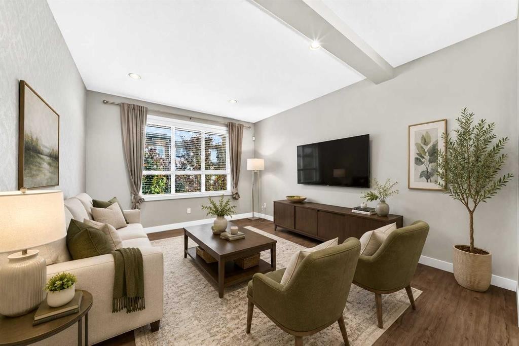 125 Walgrove Cove Se, Calgary, AB - Indoor Photo Showing Living Room