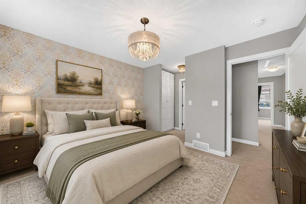 125 Walgrove Cove Se, Calgary, AB - Indoor Photo Showing Bedroom