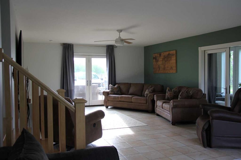 40032 Range Road 220, Rural Lacombe County, AB